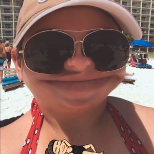 Meet your Posher, Lindsey